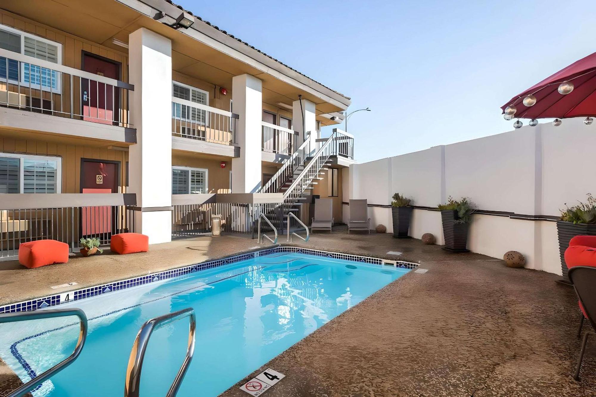 Rodeway Inn San Jose Hwy-101 Tully Rd Exit エクステリア 写真